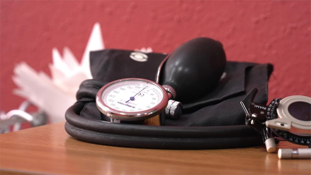 10 imprescindibles que debemos tener en nuestro botiquín para evitar cualquier emergencia