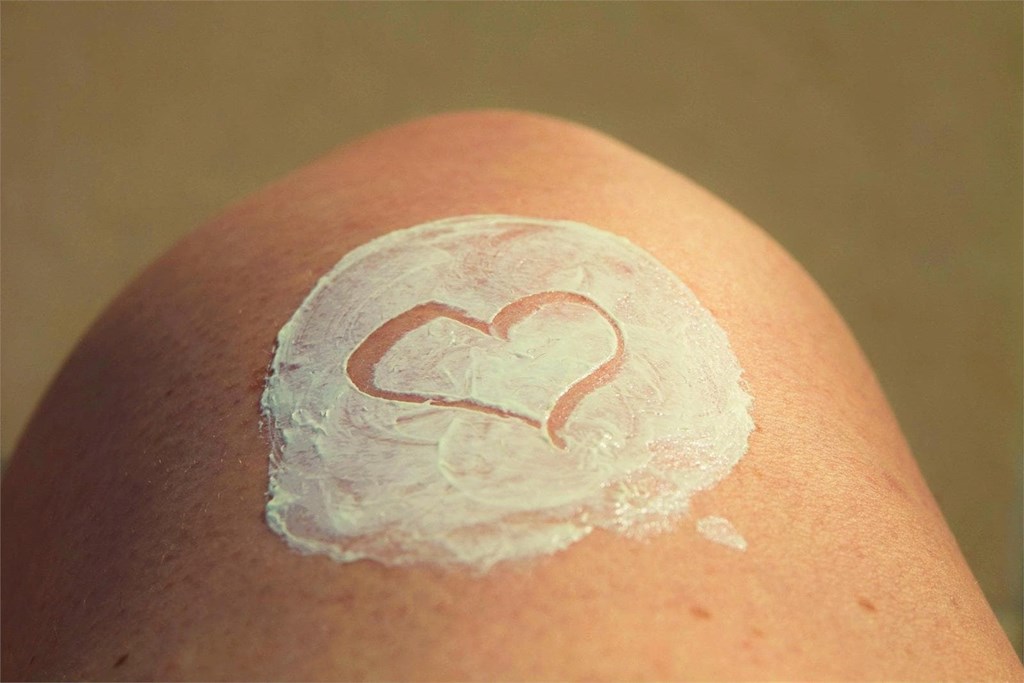 Cuida tu piel tras la exposición al sol en verano