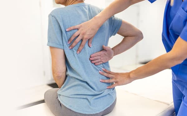 Sesión de fisioterapia en nuestro centro de Cangas
