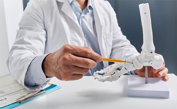 Servicio de traumatología de nuestro centro médico en Cangas