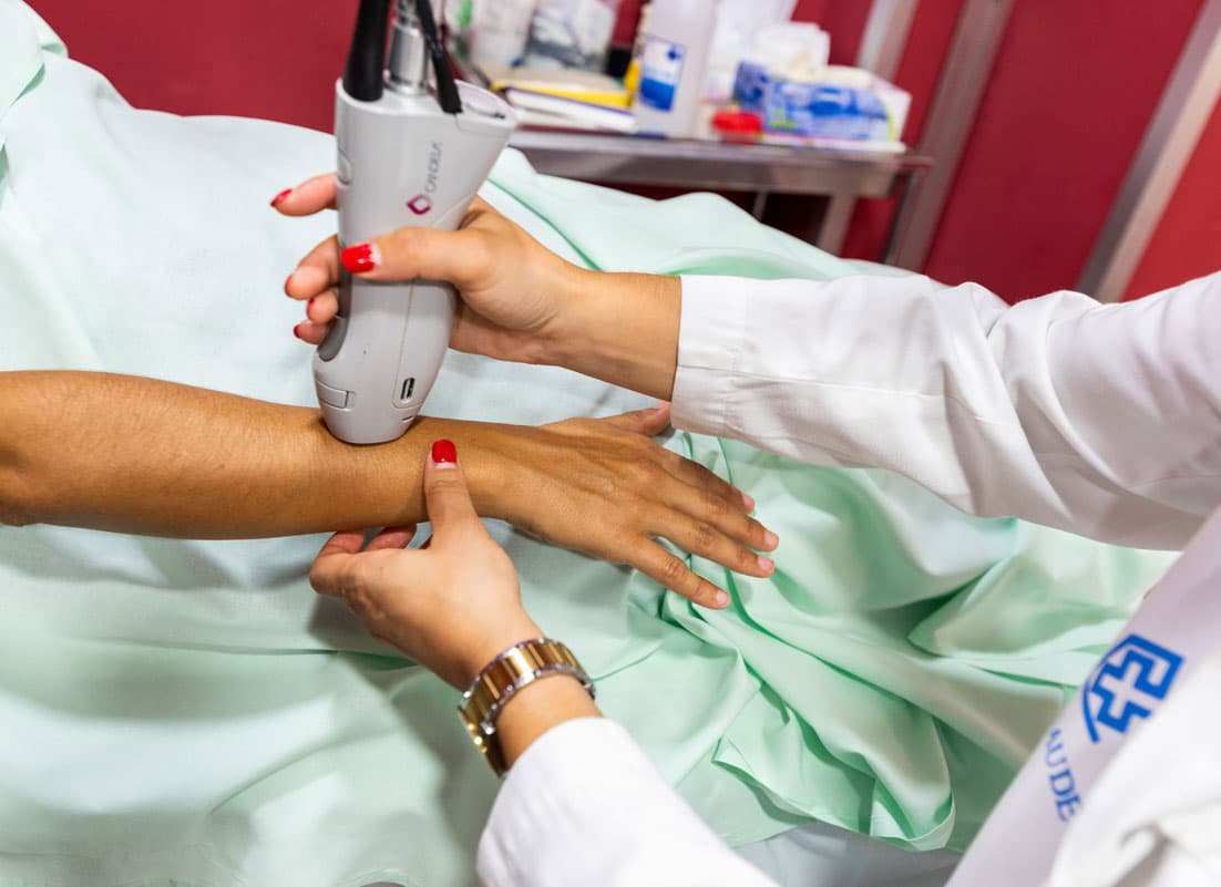 Especialidades médicas de la policlínica Prosaude en Cangas