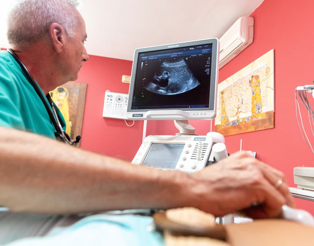 Control del embarazo con nuestro equipo de obstetricia en Cangas